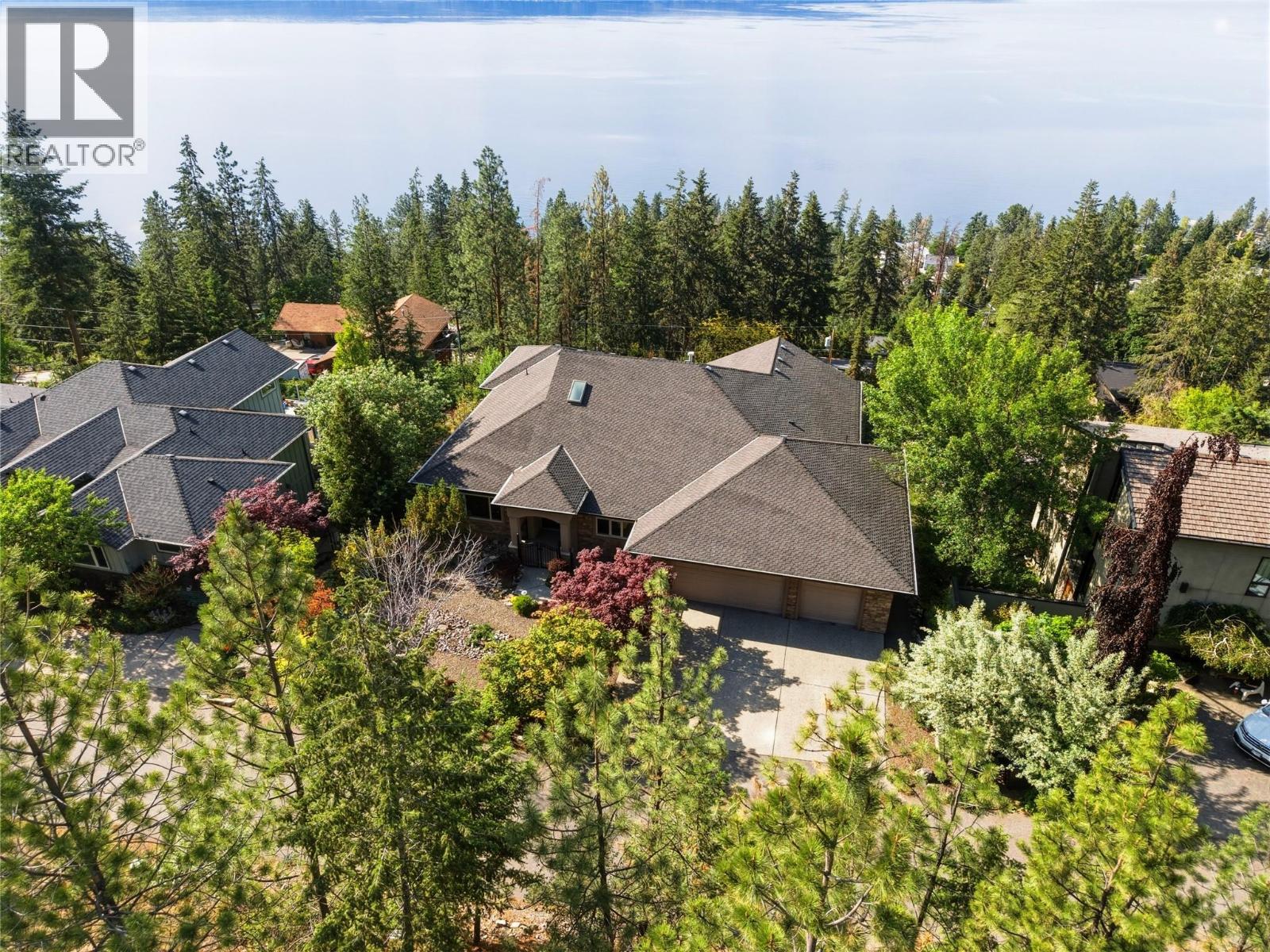 448 Viewcrest Road