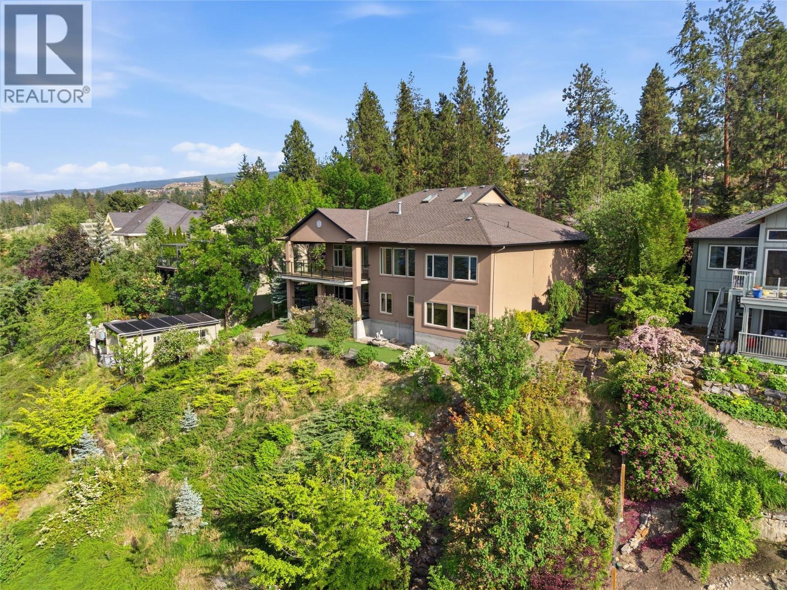 448 Viewcrest Road
