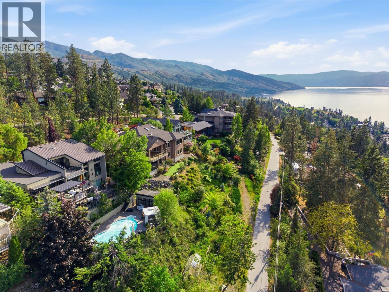 448 Viewcrest Road
