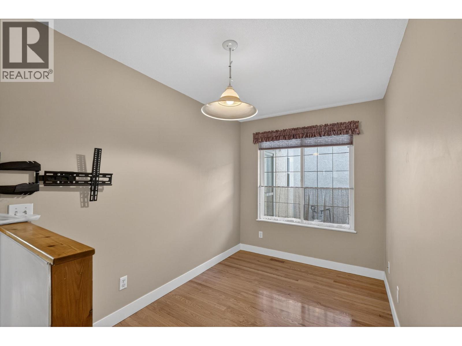 1800 Parkview Crescent Unit# 13 Lot# SL13