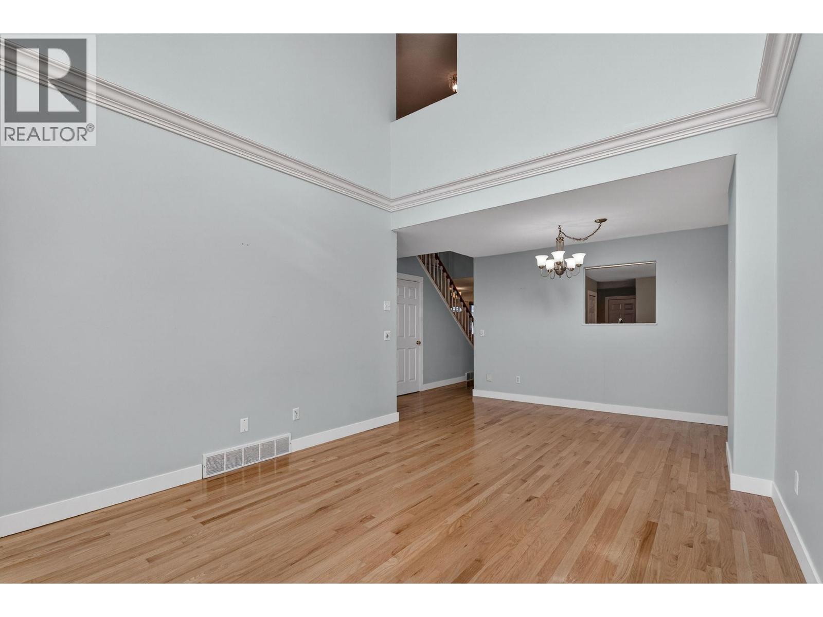 1800 Parkview Crescent Unit# 13 Lot# SL13