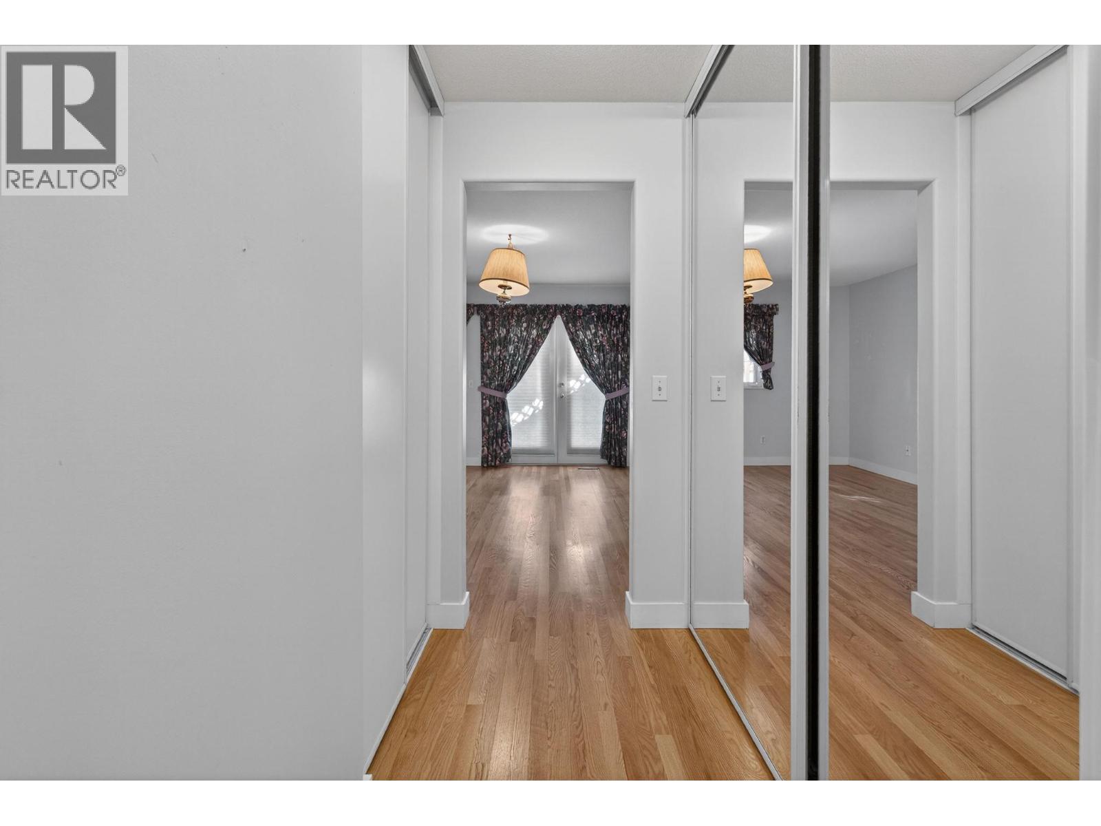 1800 Parkview Crescent Unit# 13 Lot# SL13