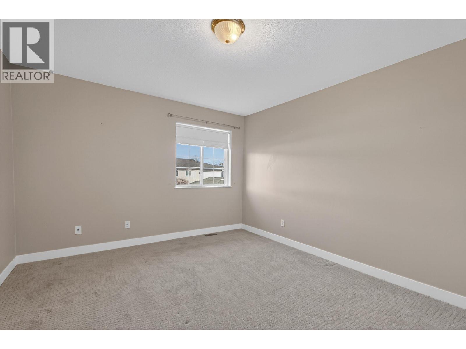 1800 Parkview Crescent Unit# 13 Lot# SL13