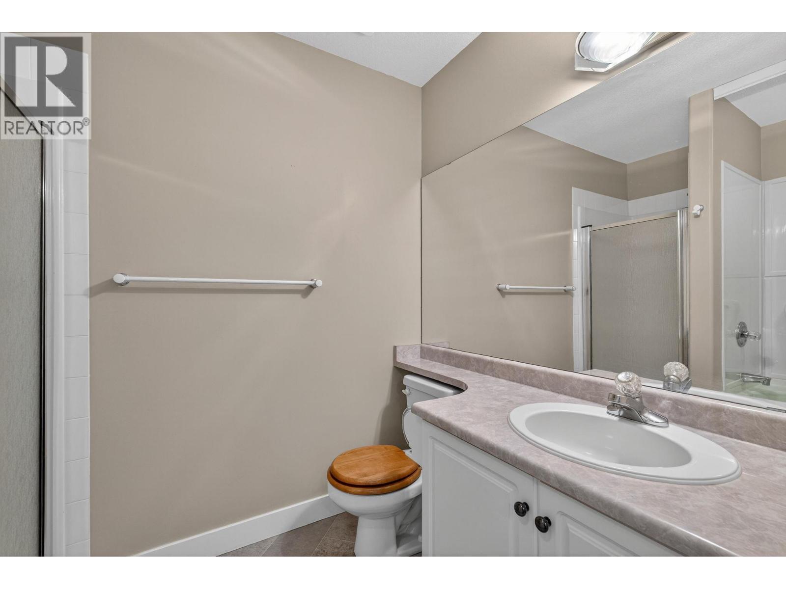 1800 Parkview Crescent Unit# 13 Lot# SL13