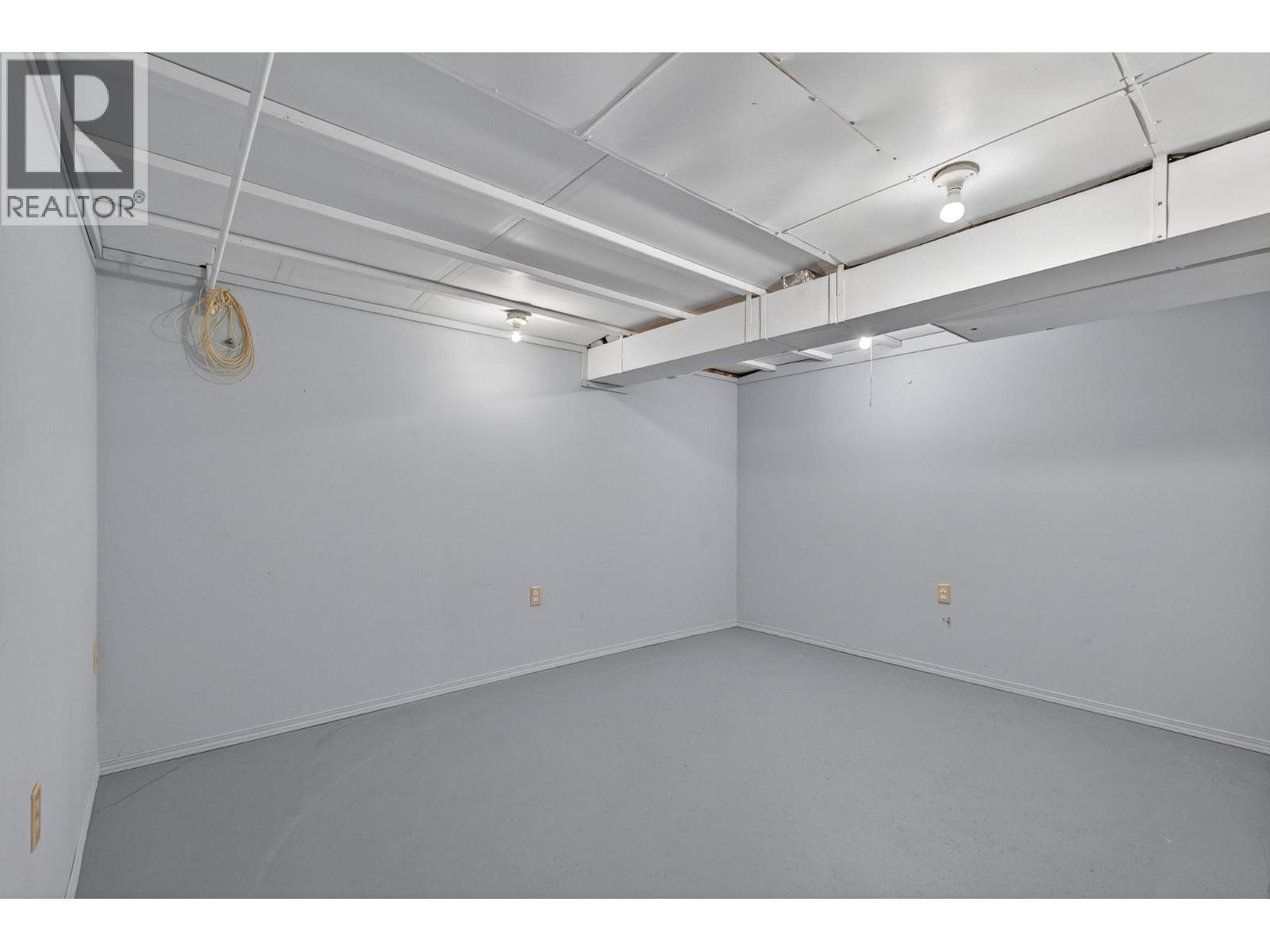 1800 Parkview Crescent Unit# 13 Lot# SL13