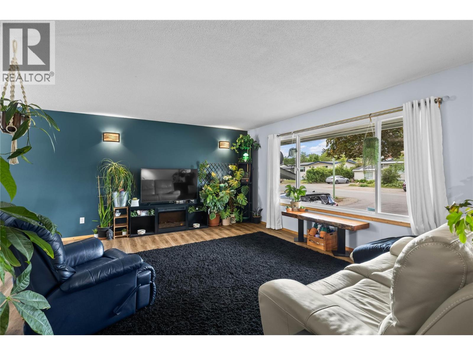 340 Adventure Road