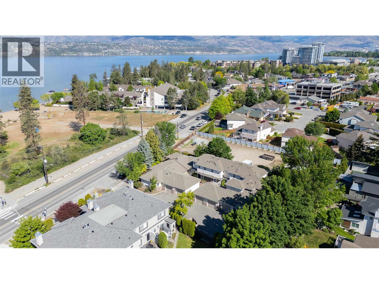 4049 Lakeshore Road Unit# 104