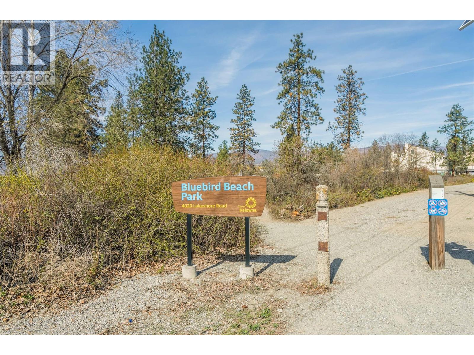 4049 Lakeshore Road Unit# 104