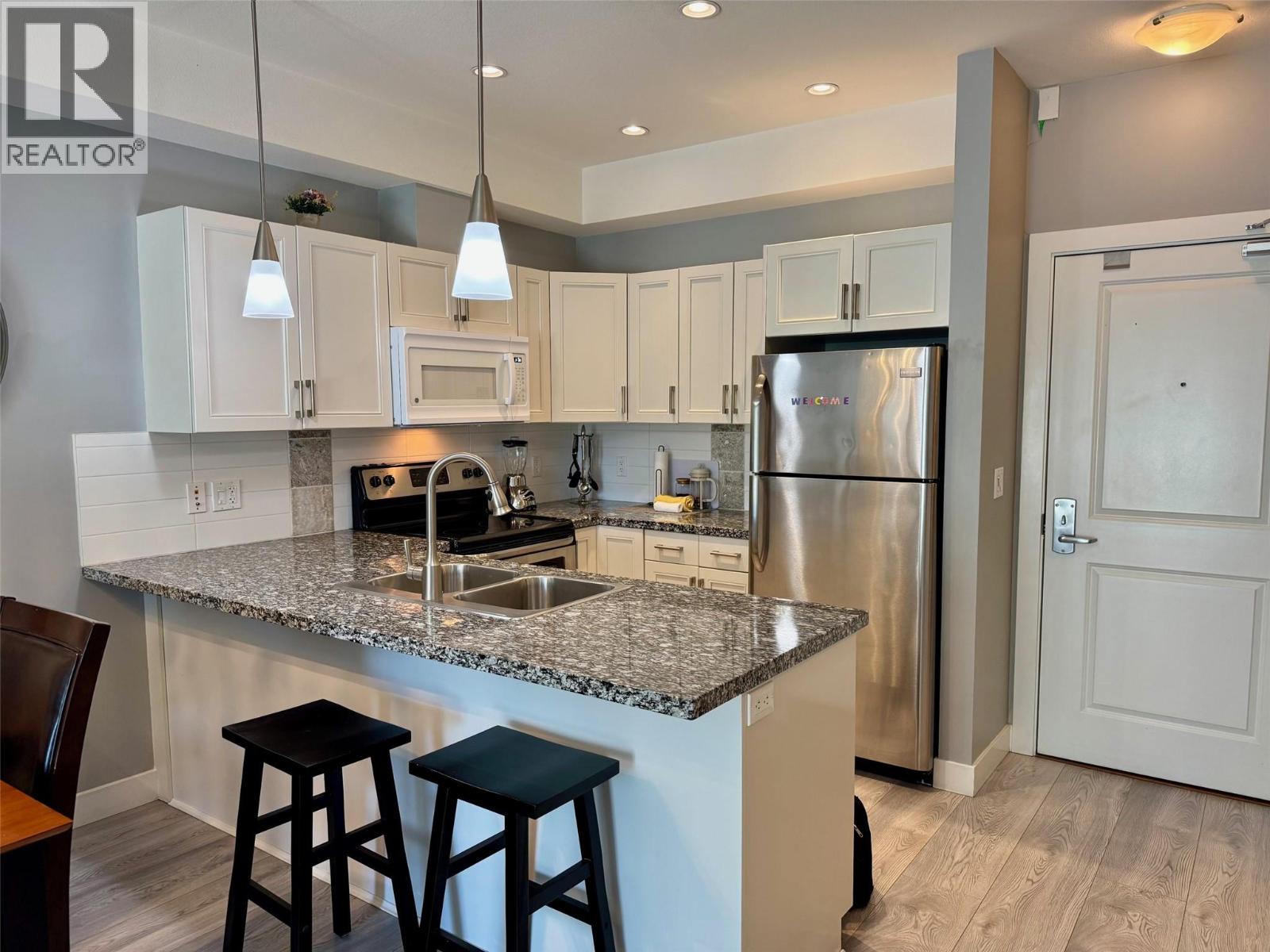 3229 Skyview Lane Unit# 101