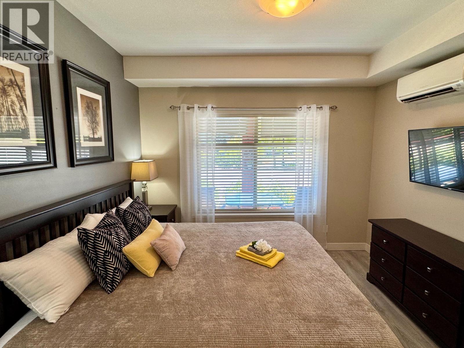 3229 Skyview Lane Unit# 101