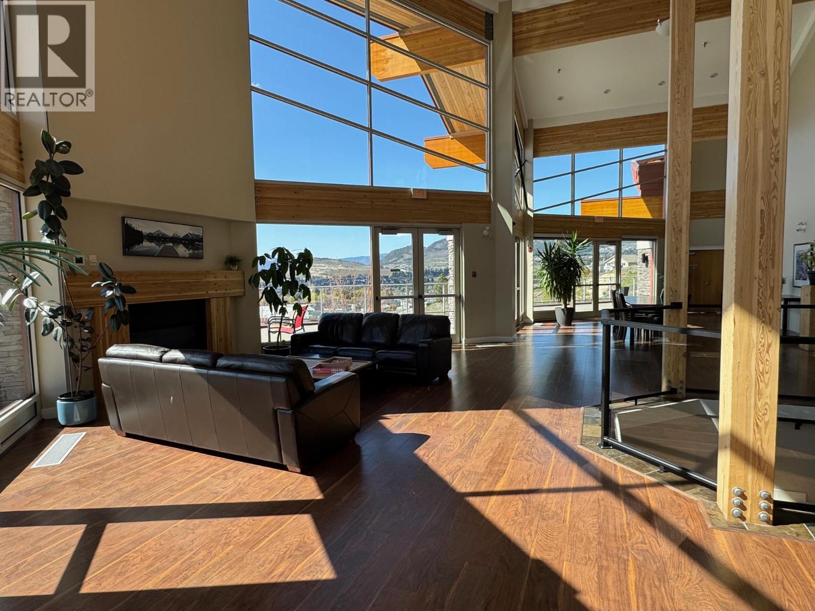 3229 Skyview Lane Unit# 101