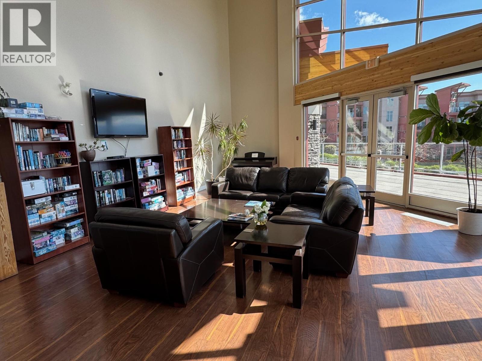 3229 Skyview Lane Unit# 101