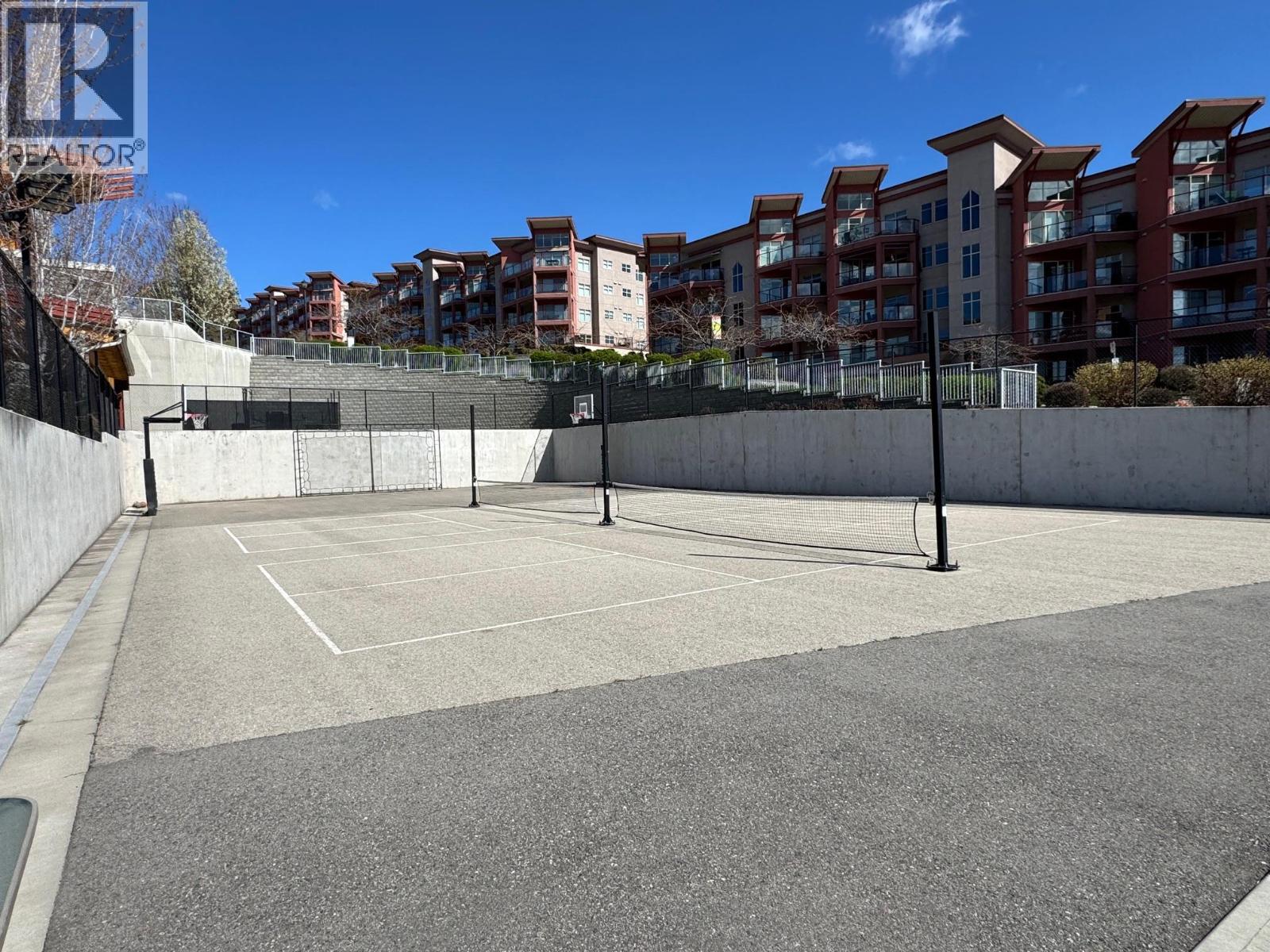 3229 Skyview Lane Unit# 101