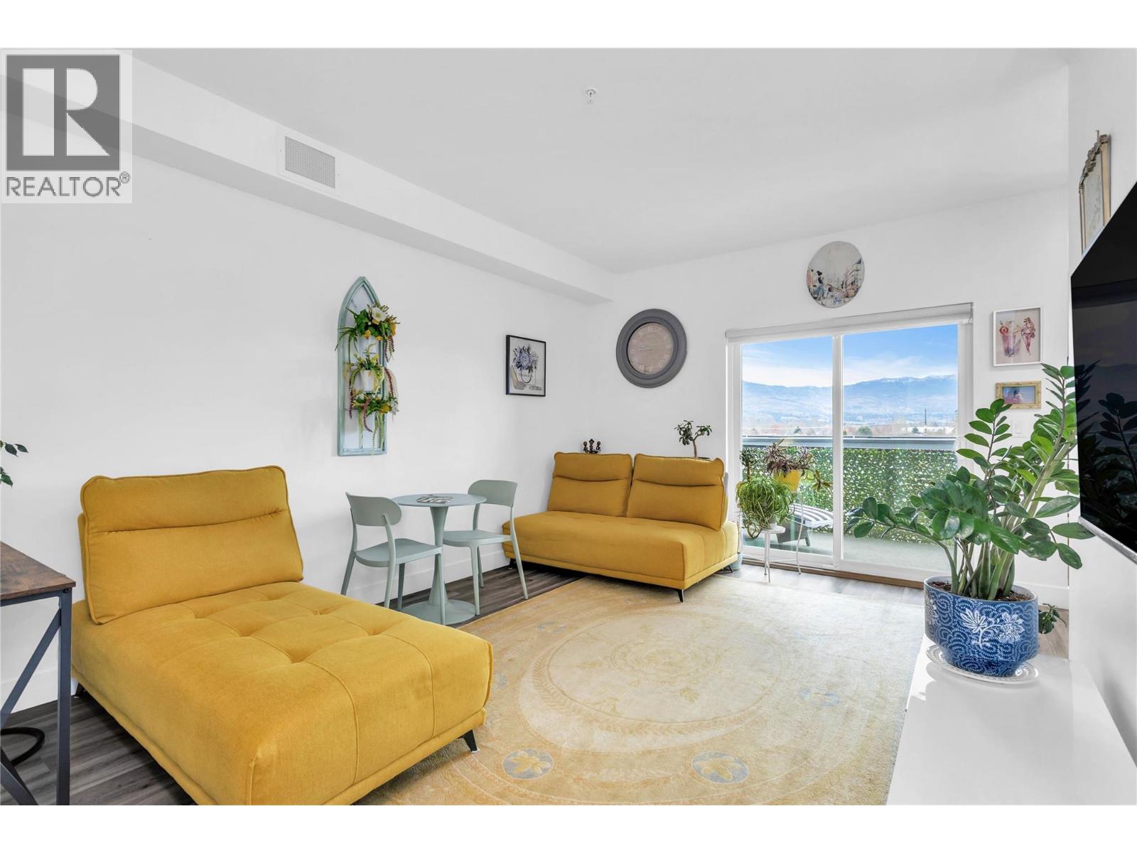 3634 Mission Springs Drive Unit# 404