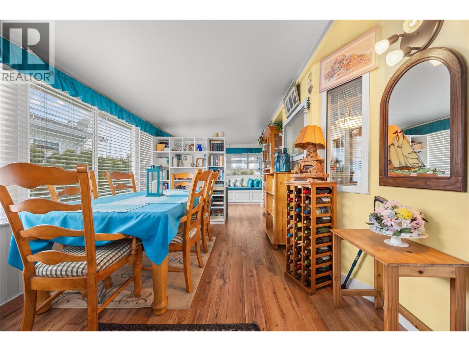 415 Commonwealth Road Unit# 313