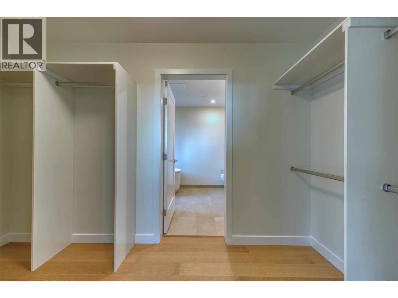 9652 Benchland Drive Unit# 205