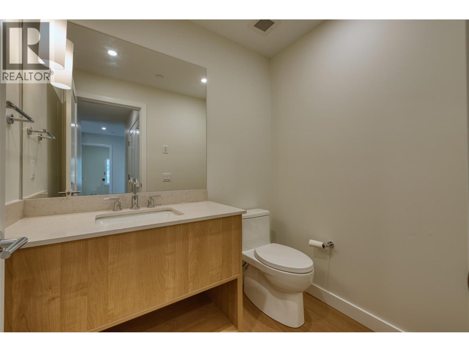 9652 Benchland Drive Unit# 205