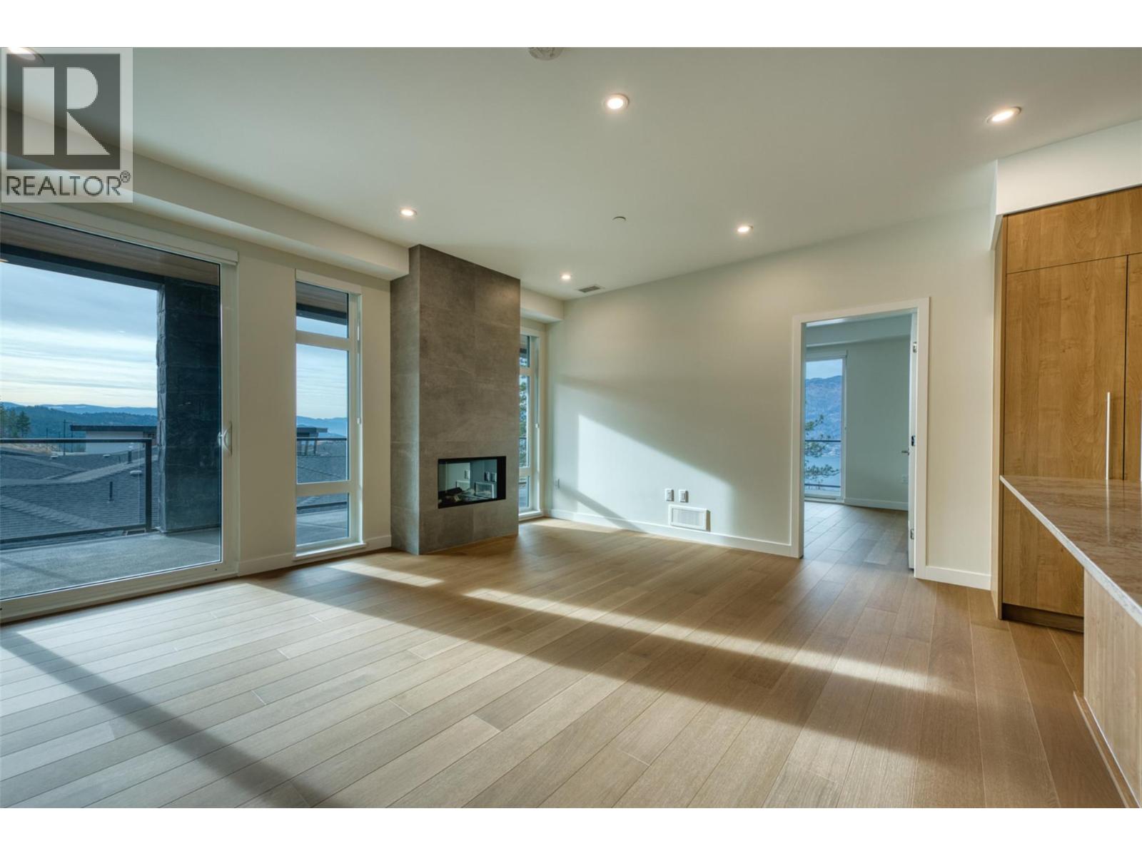9652 Benchland Drive Unit# 205
