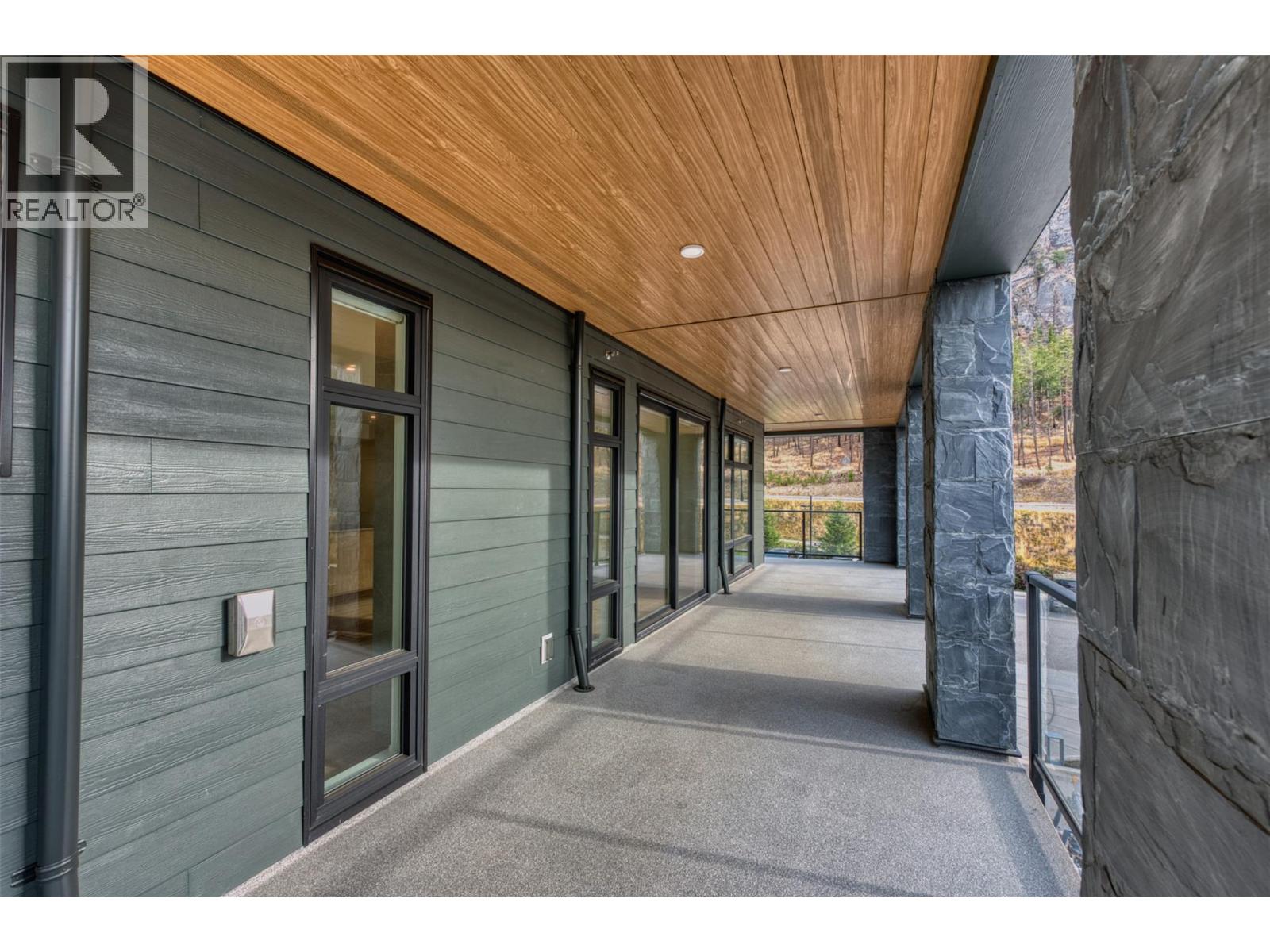 9652 Benchland Drive Unit# 205