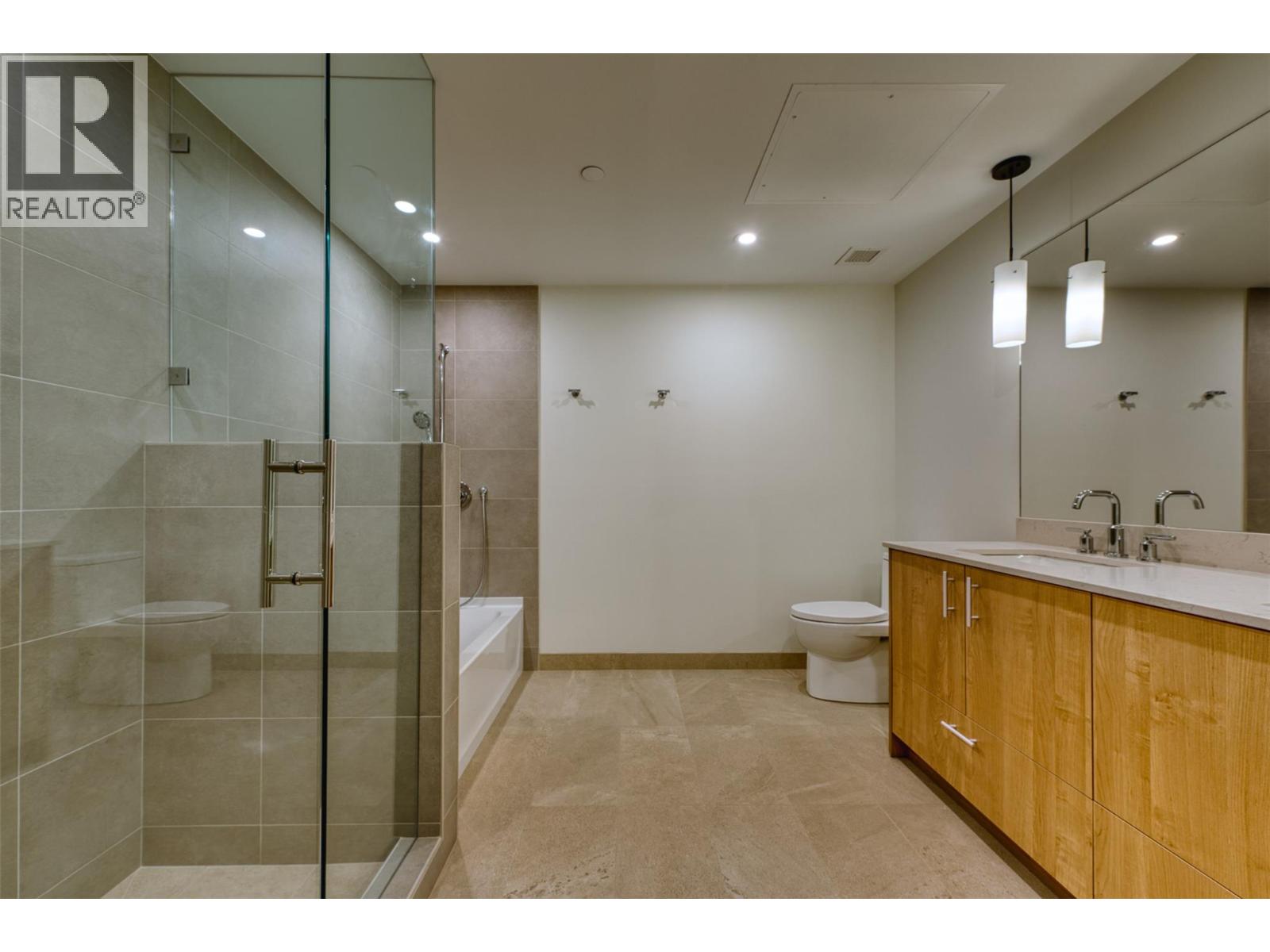9654 Benchland Drive Unit# 201