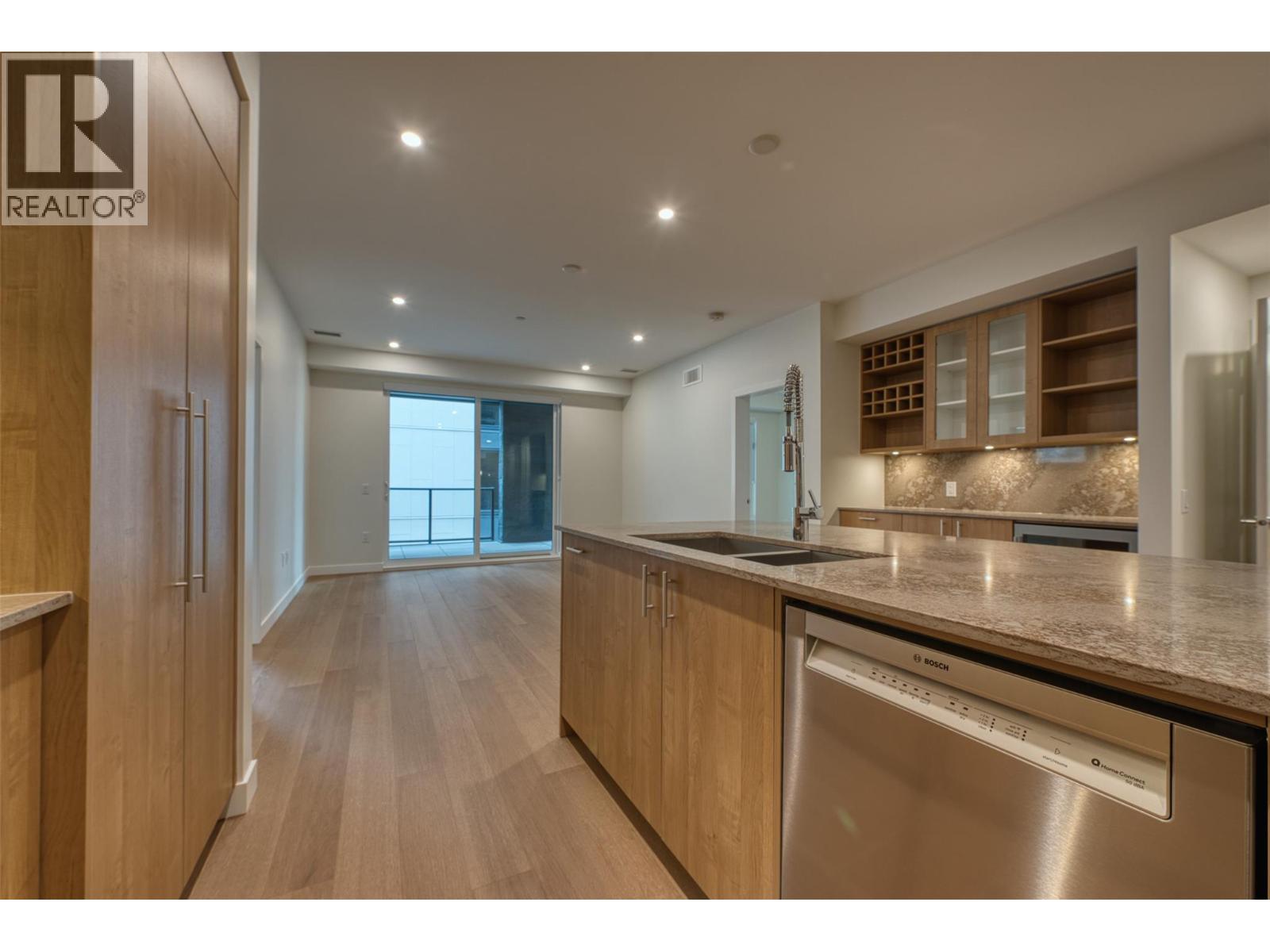 9654 Benchland Drive Unit# 201