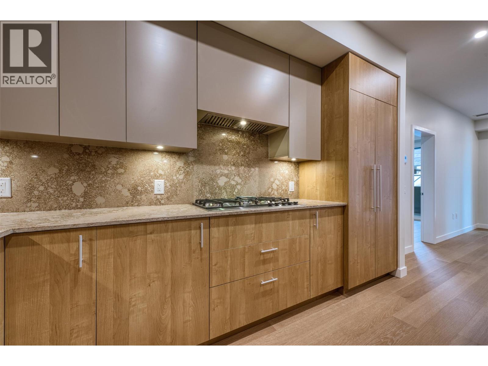9654 Benchland Drive Unit# 201