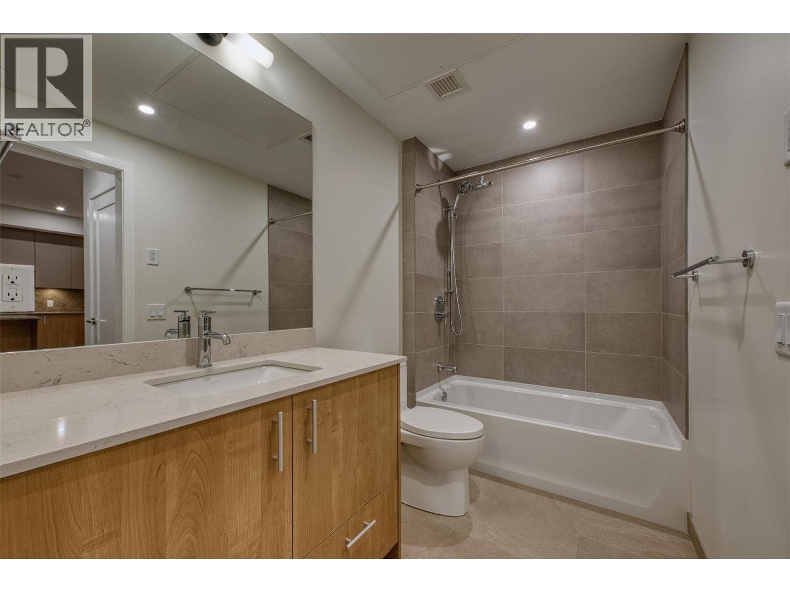 9654 Benchland Drive Unit# 201