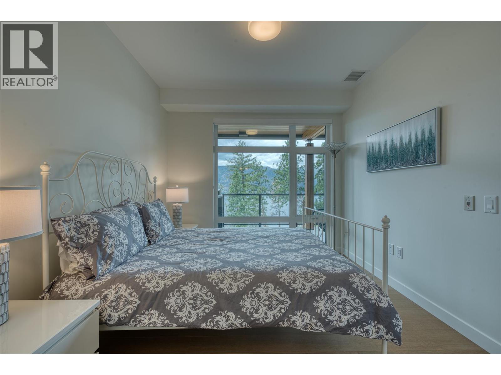 9652 Benchland Drive Unit# 306