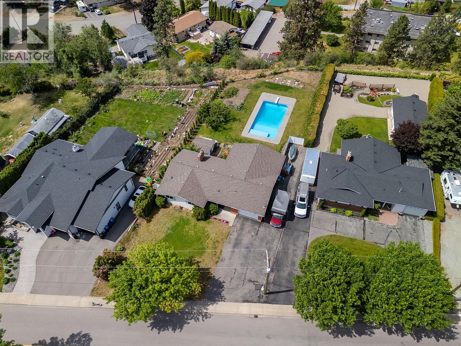 650 Dougall Road S