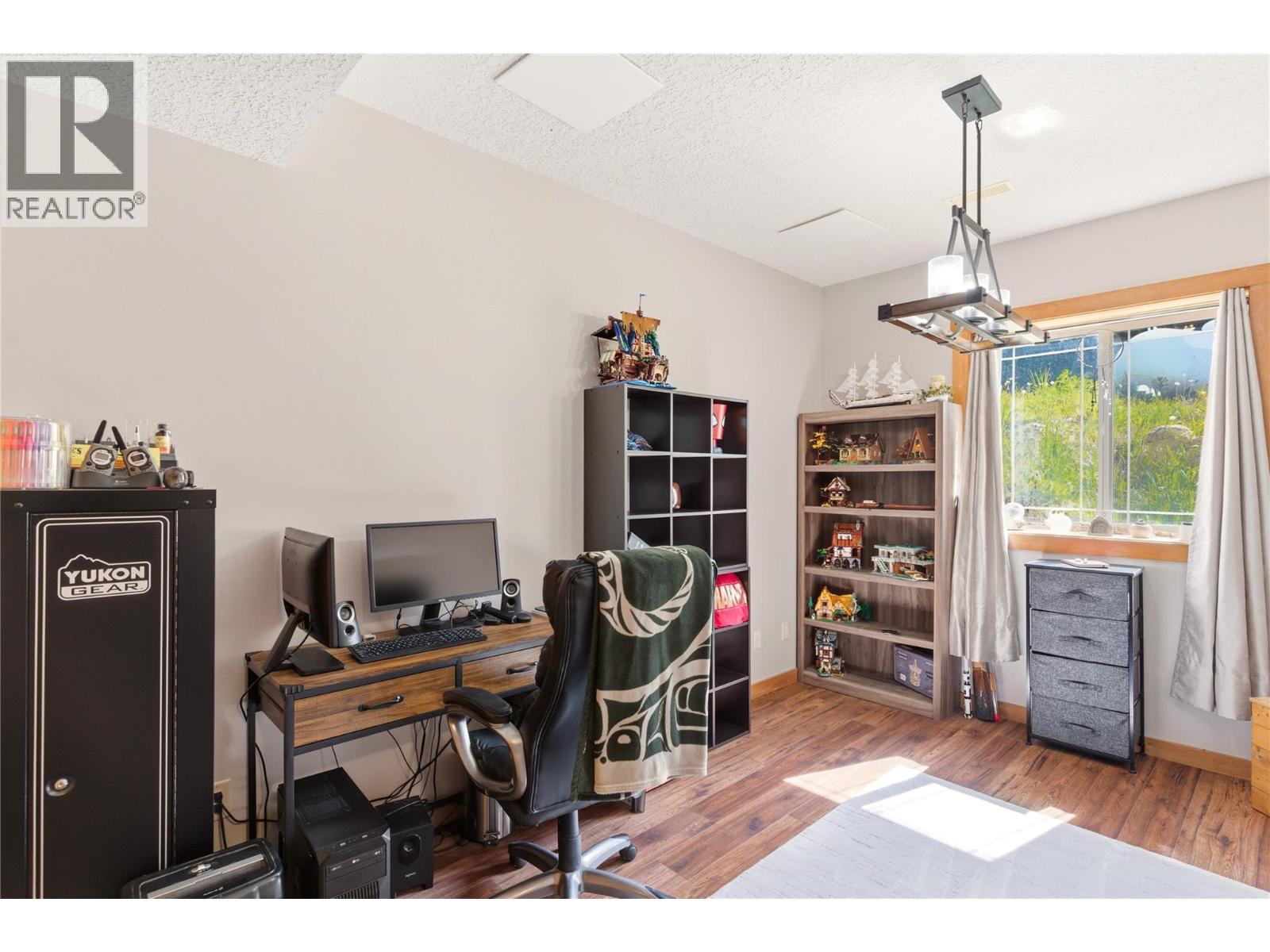 7080 Sun Valley Road