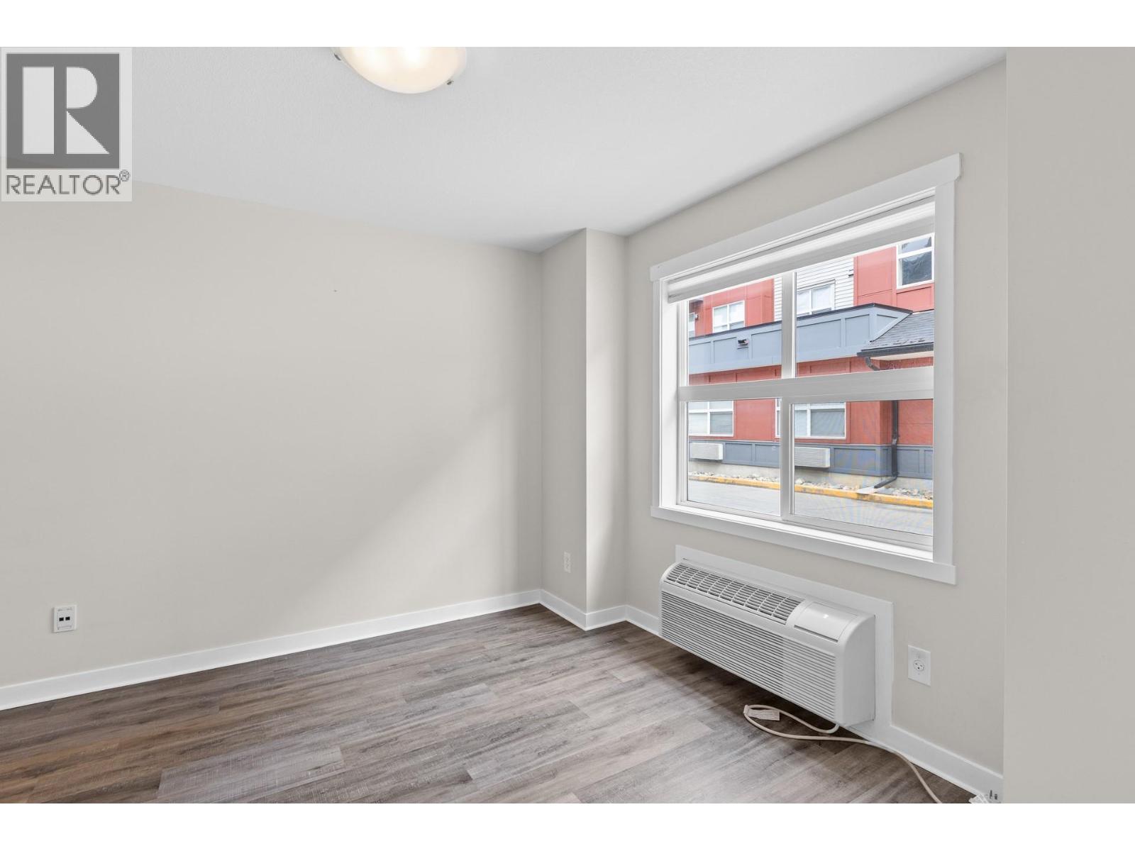 1475 Glenmore Road N Unit# 105A
