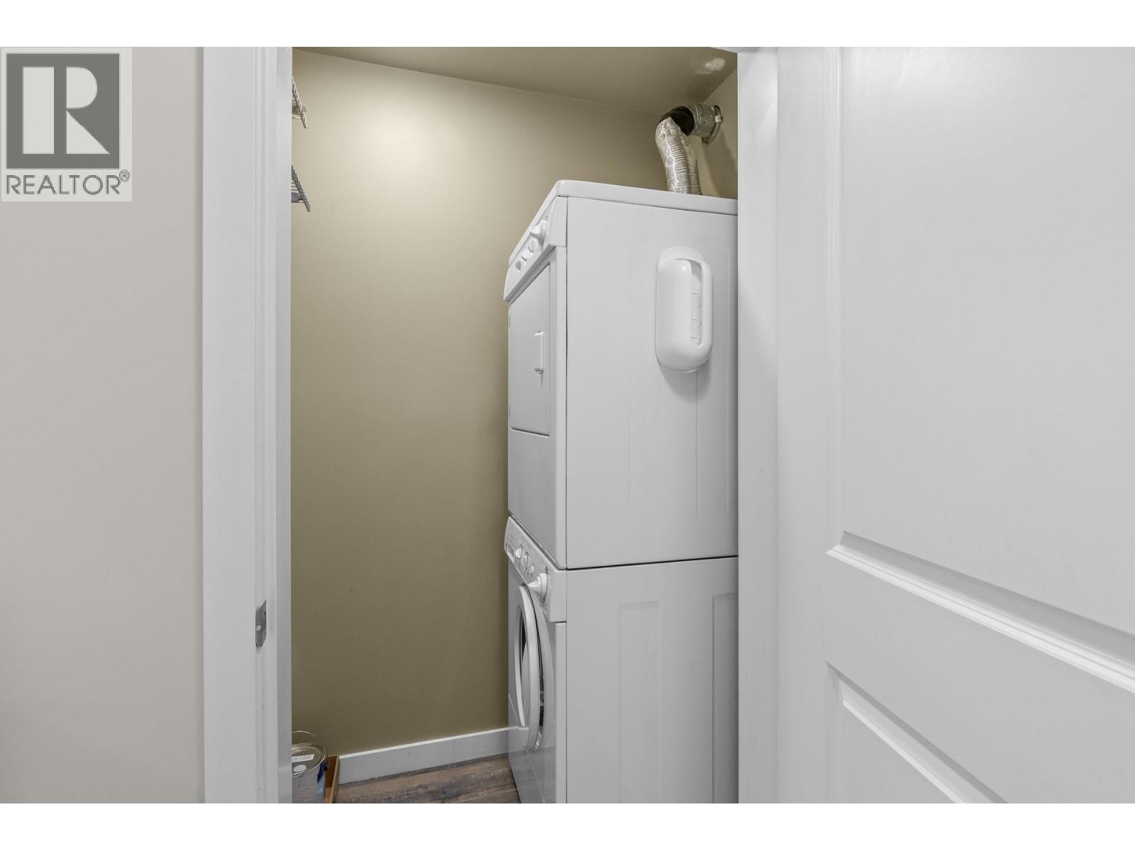 1475 Glenmore Road N Unit# 105A