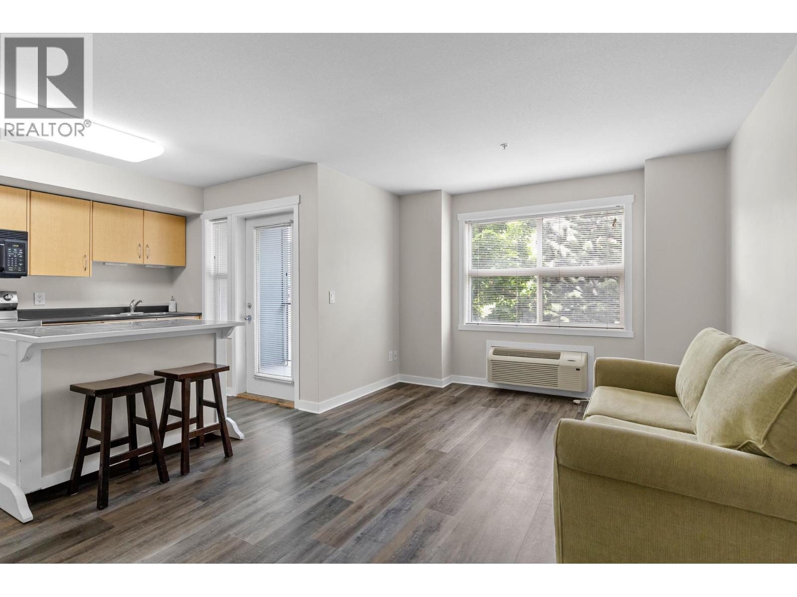 1475 Glenmore Road N Unit# 105A