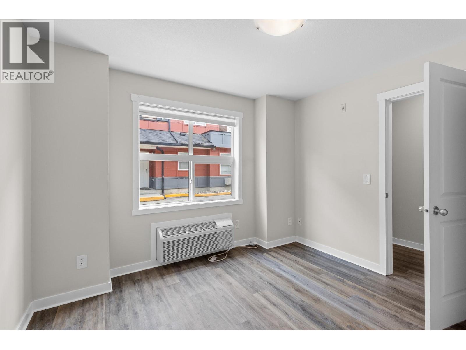 1475 Glenmore Road N Unit# 105A