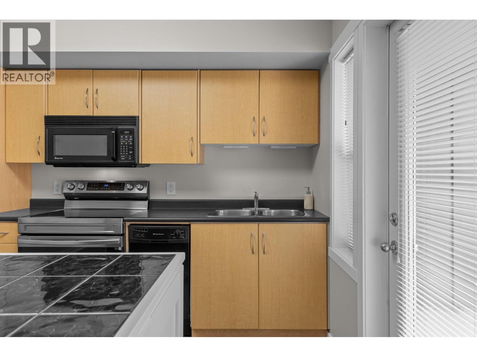 1475 Glenmore Road N Unit# 105A