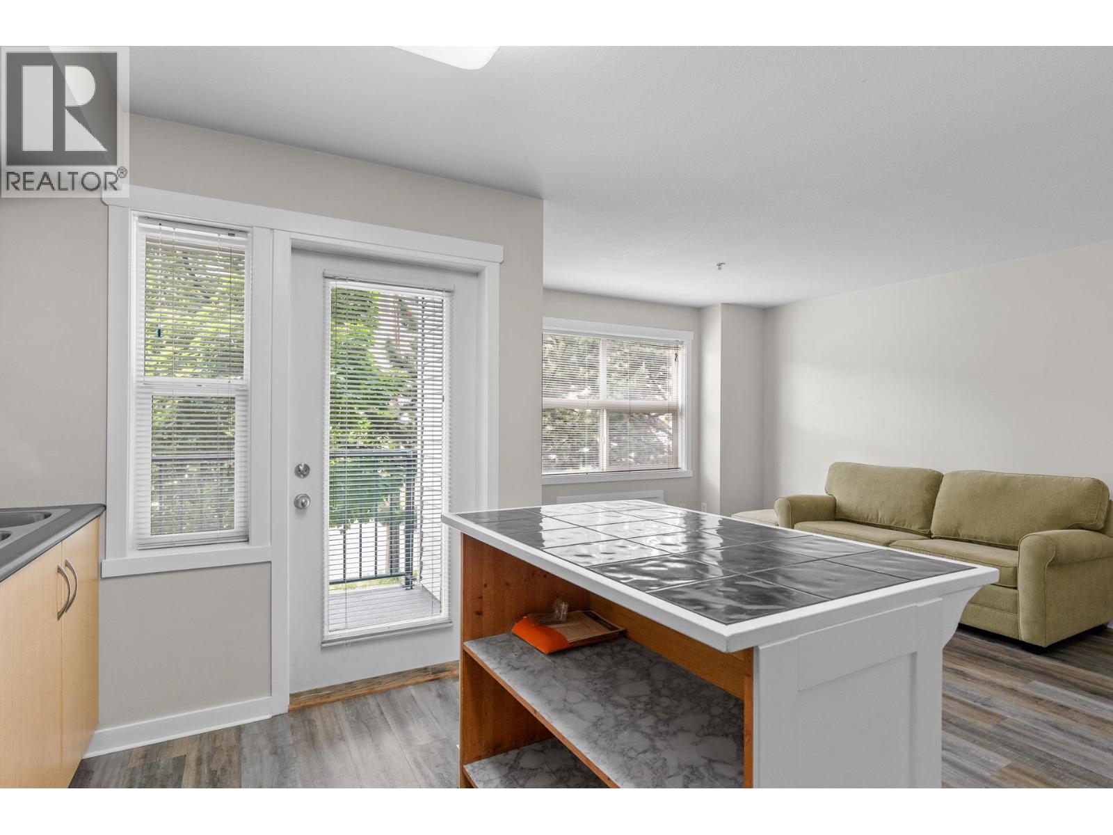 1475 Glenmore Road N Unit# 105A