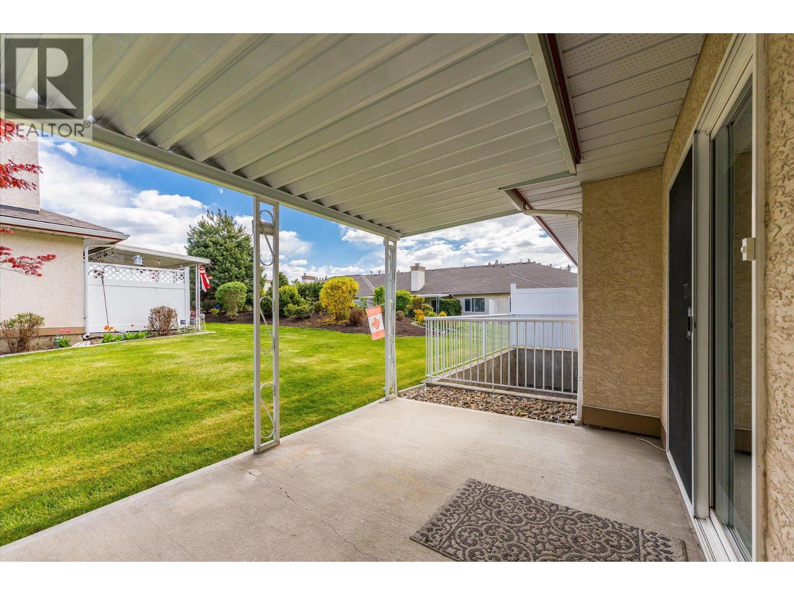 1874 Parkview Crescent Unit# 17