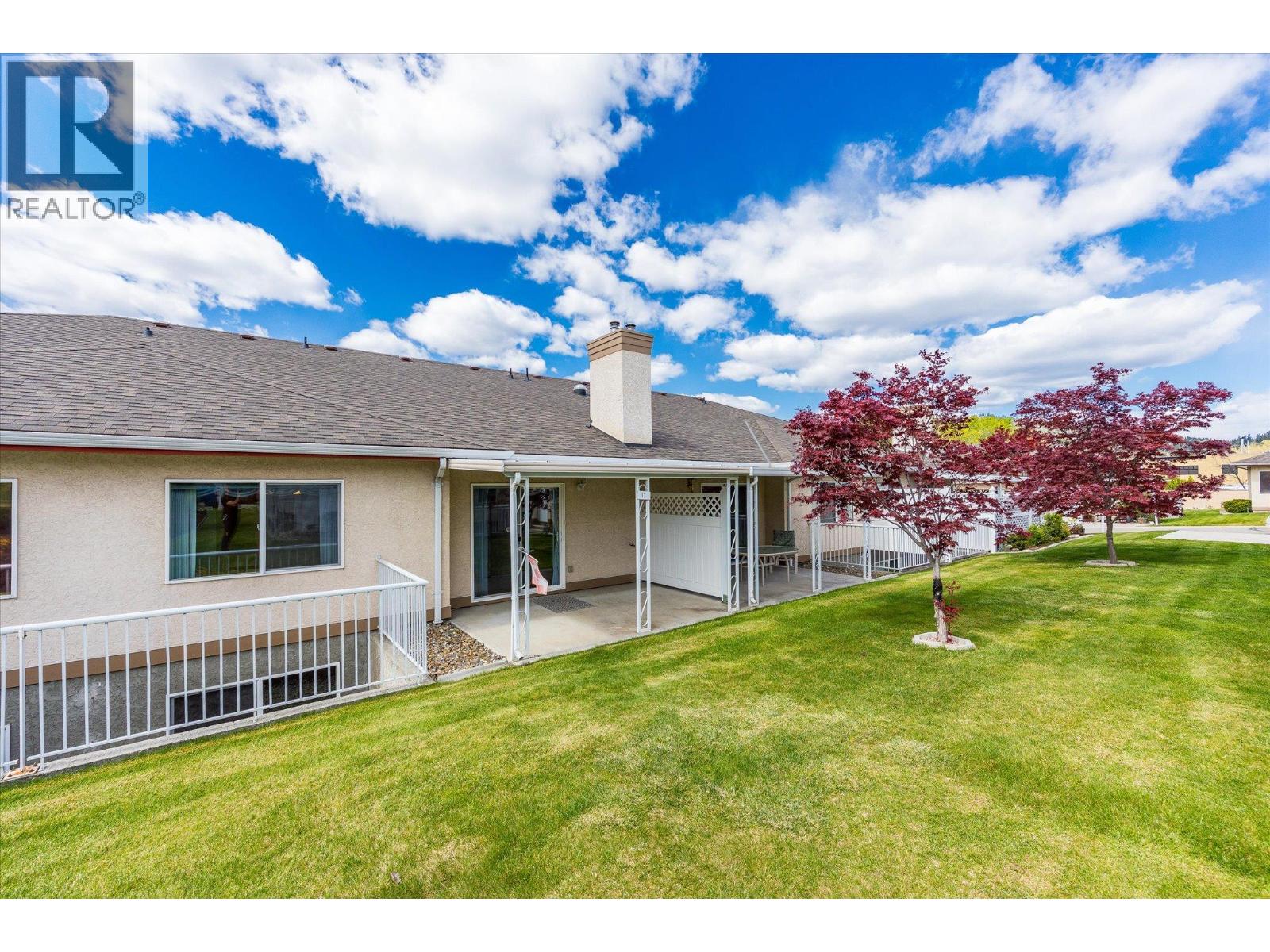 1874 Parkview Crescent Unit# 17