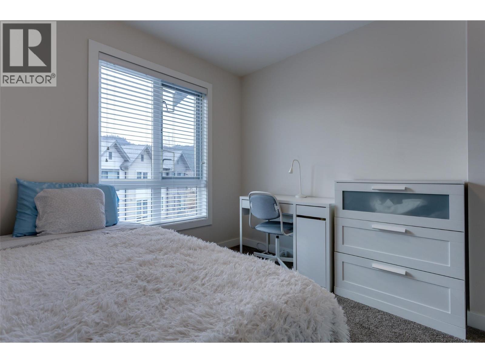 170 Celano Crescent Unit# 4