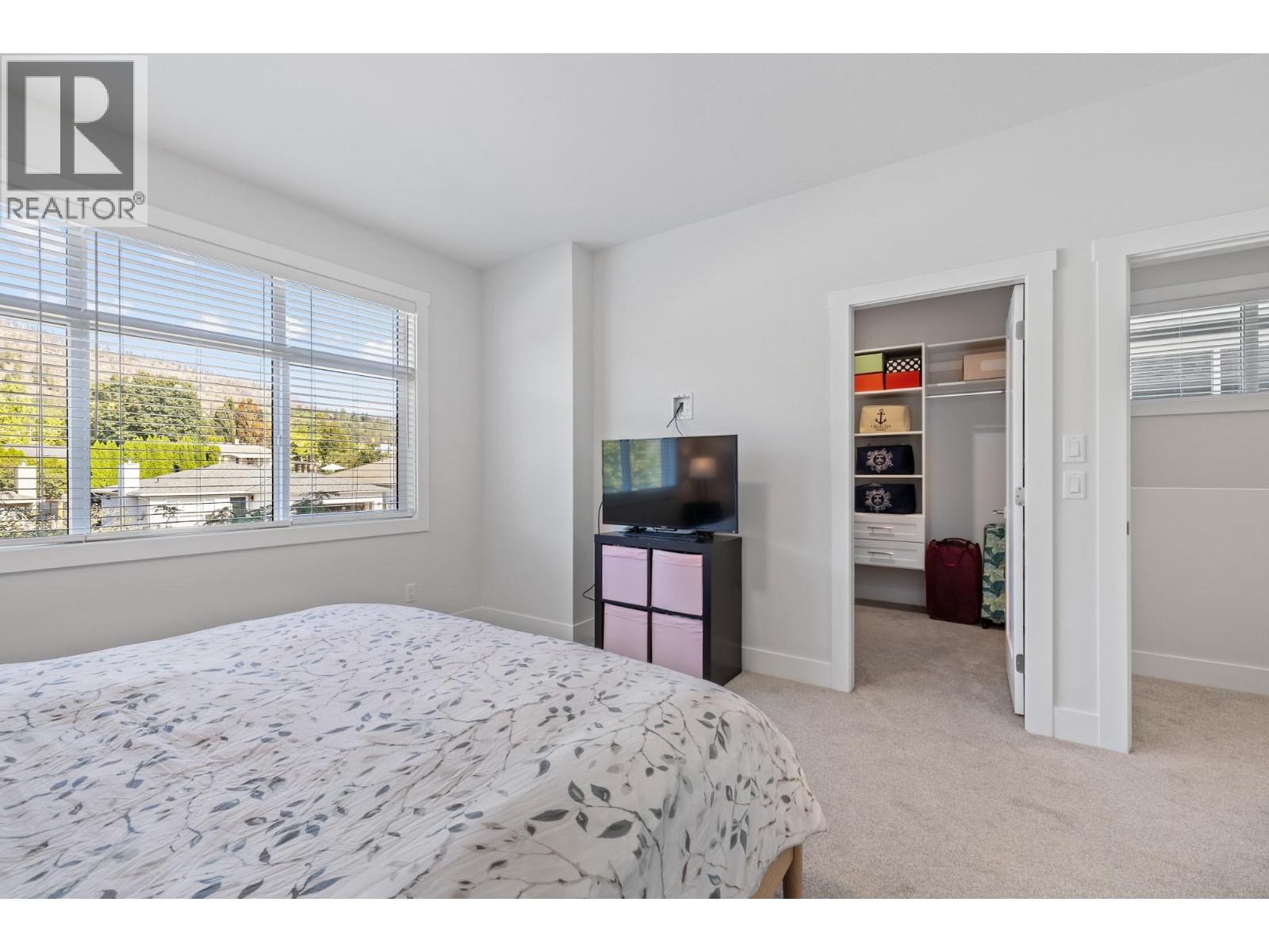115 Wyndham Crescent Unit# 12