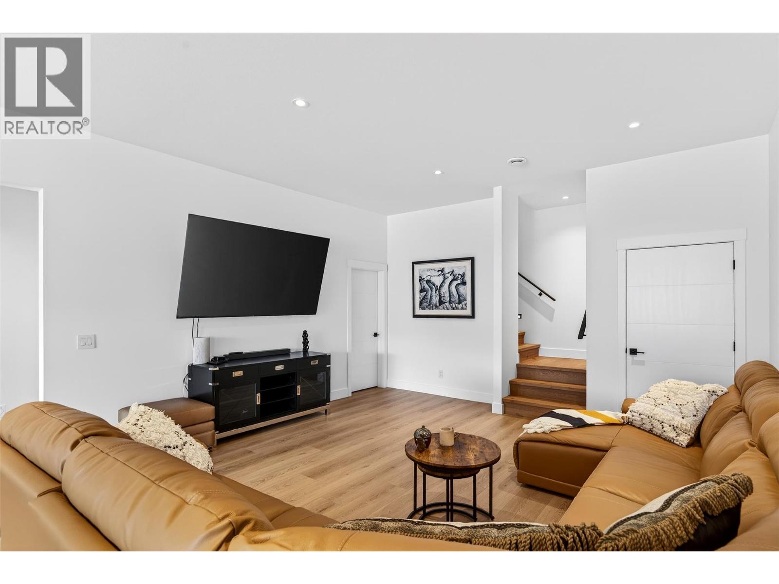 9201 Okanagan Centre Road W Unit# 12