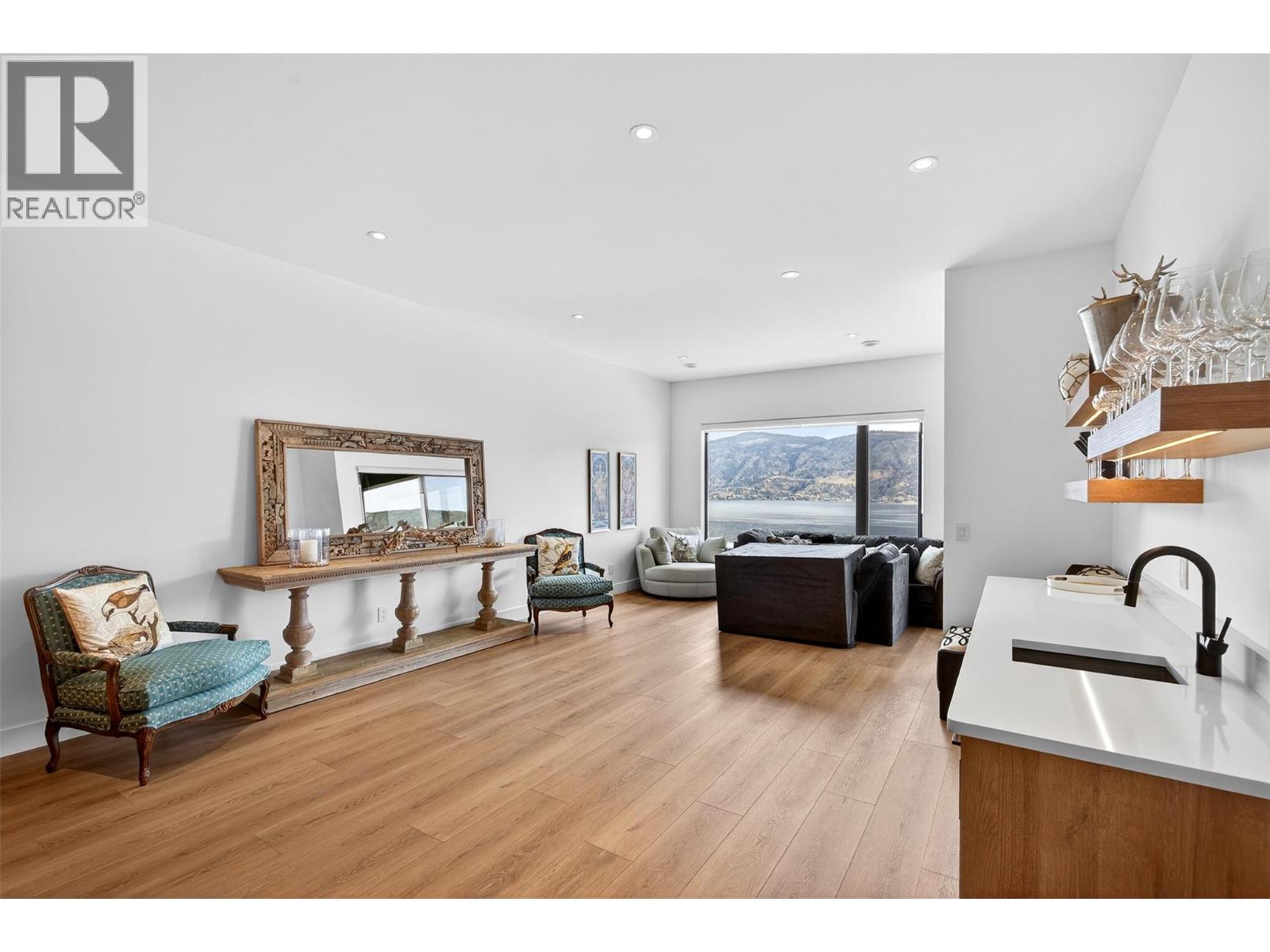 9201 Okanagan Centre Road W Unit# 12