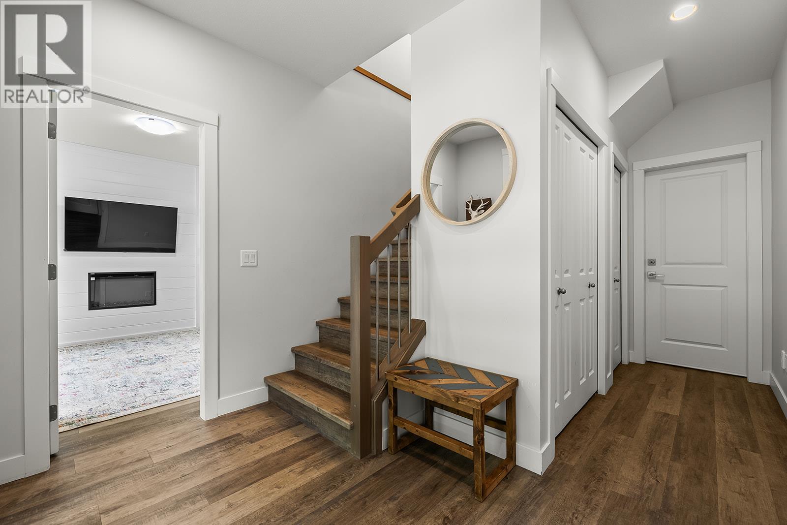 21 Forest Edge Drive