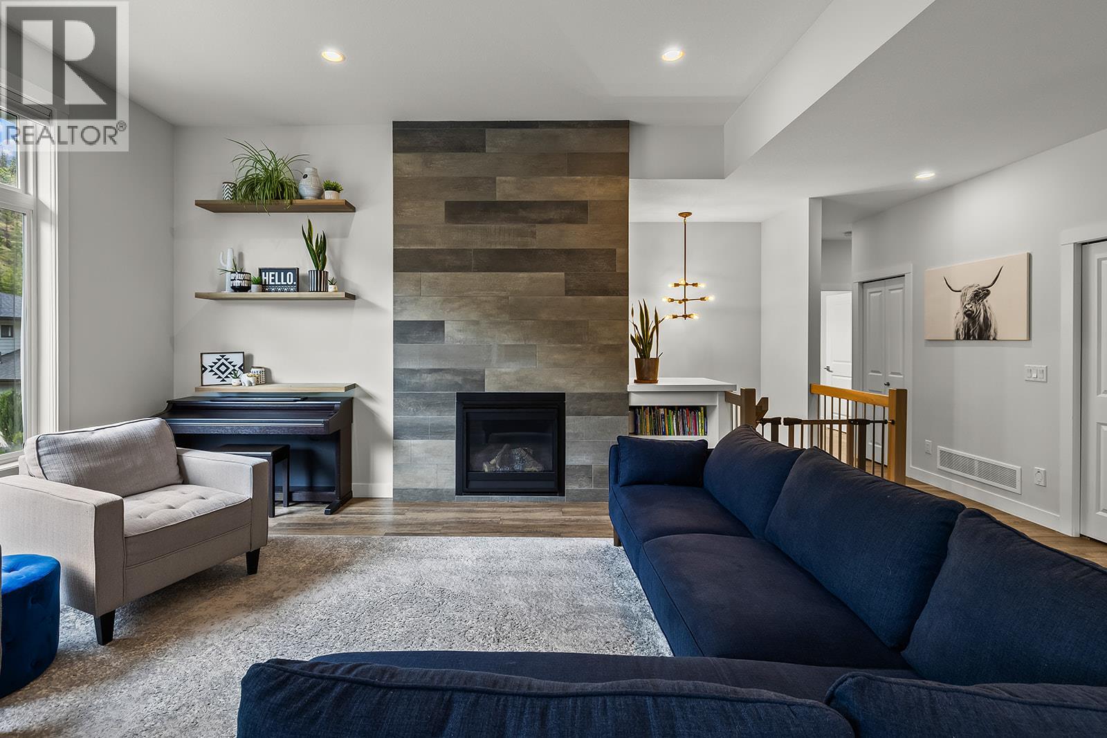 21 Forest Edge Drive