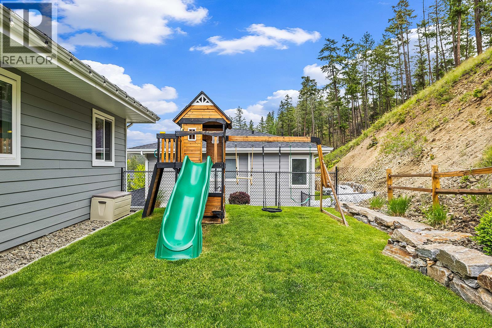 21 Forest Edge Drive