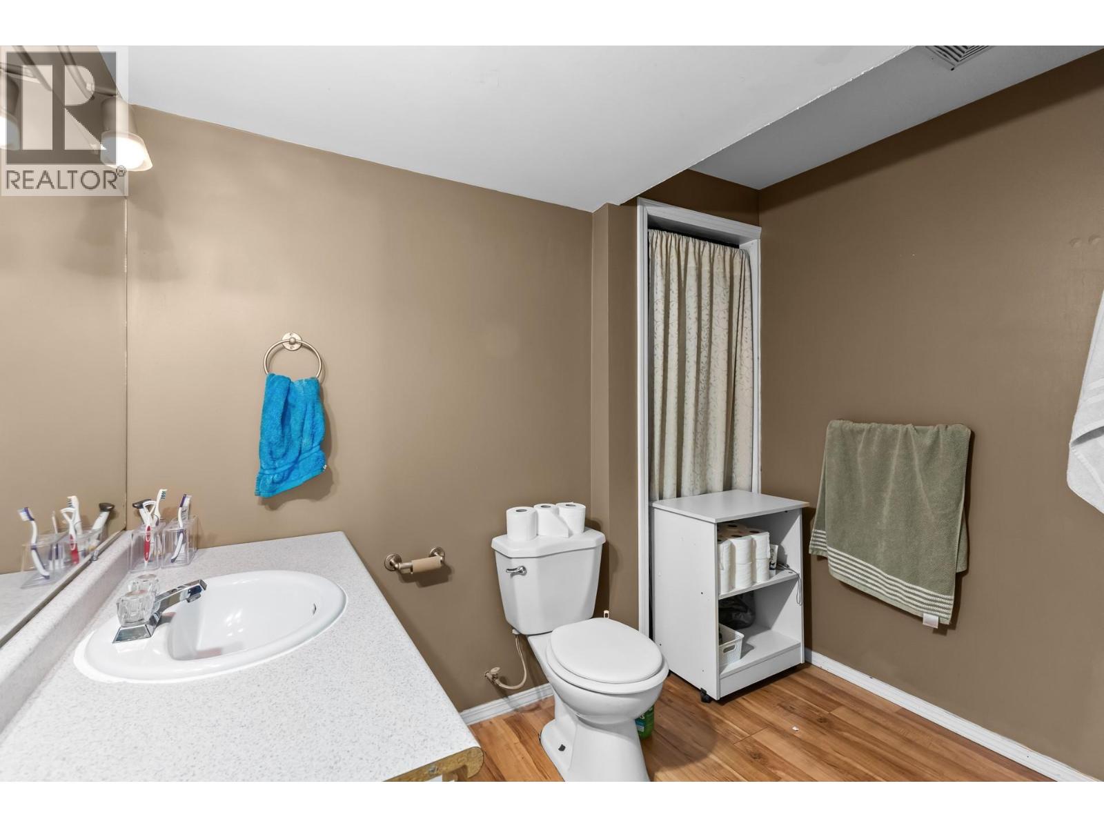 555 Glenmeadows Road Unit# 38