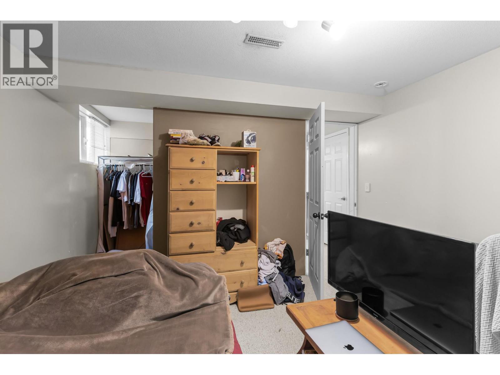 555 Glenmeadows Road Unit# 38
