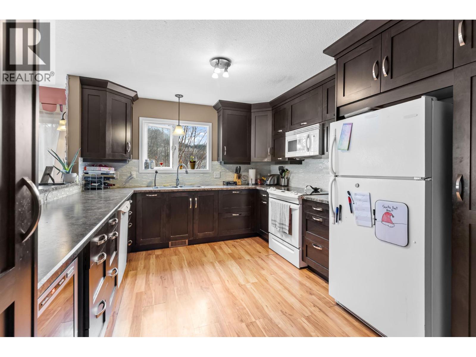 555 Glenmeadows Road Unit# 38