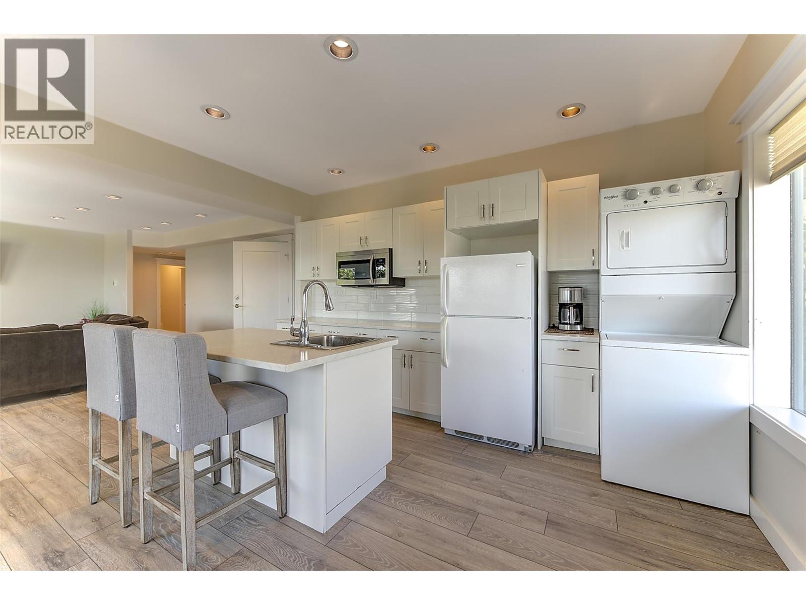 1525 Klein Road