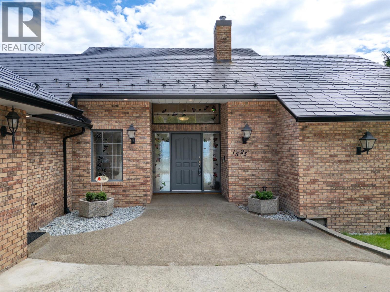 1525 Klein Road